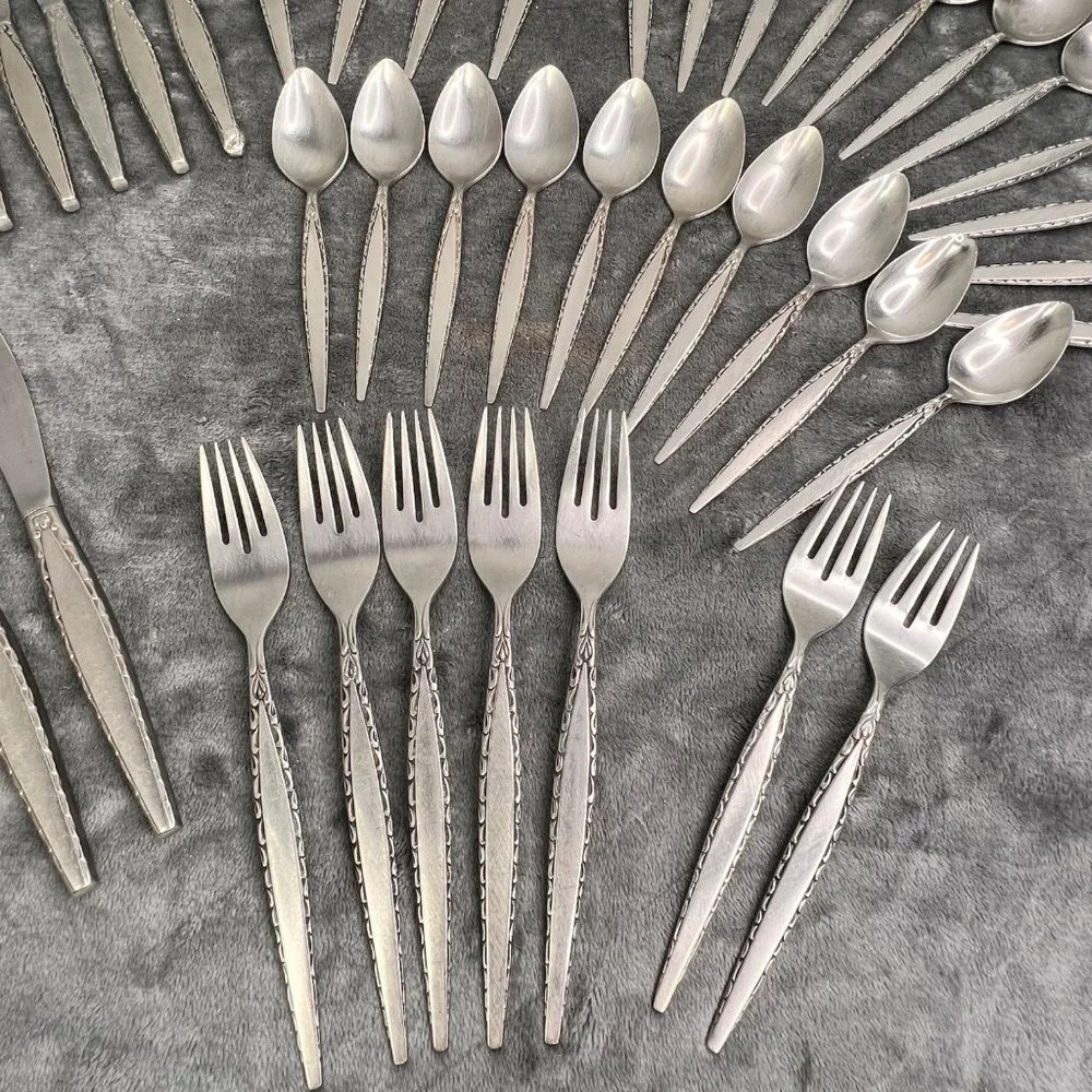 Oneida Community Venetia Flatware Set 43 pc Stainless Steel Forks Spoons Serving